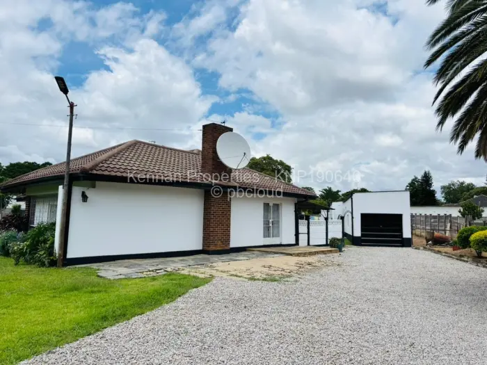 4 Bedroom House for Sale in Woodlands, Bulawayo
