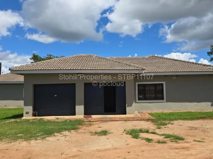 7 Bedroom House for Sale in Norton, Norton