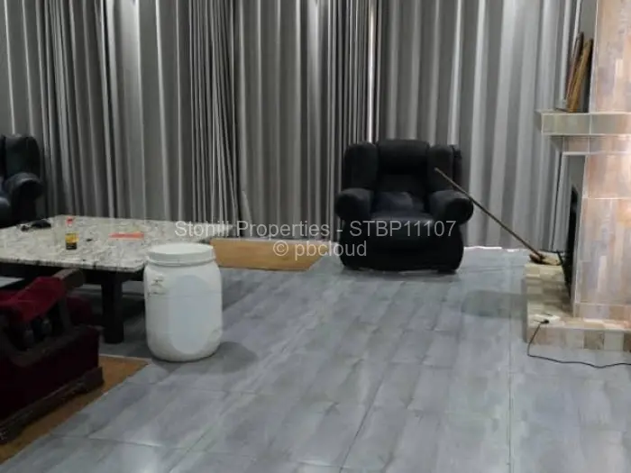 7 Bedroom House for Sale in Norton, Norton