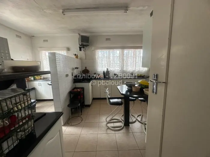 5 Bedroom House for Sale in Gunhill, Harare