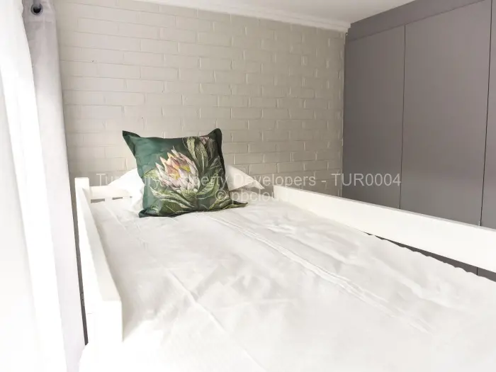 Townhouse/Cluster to Rent in Meyrick Park, Harare