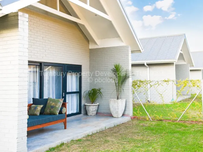 Townhouse/Cluster to Rent in Meyrick Park, Harare