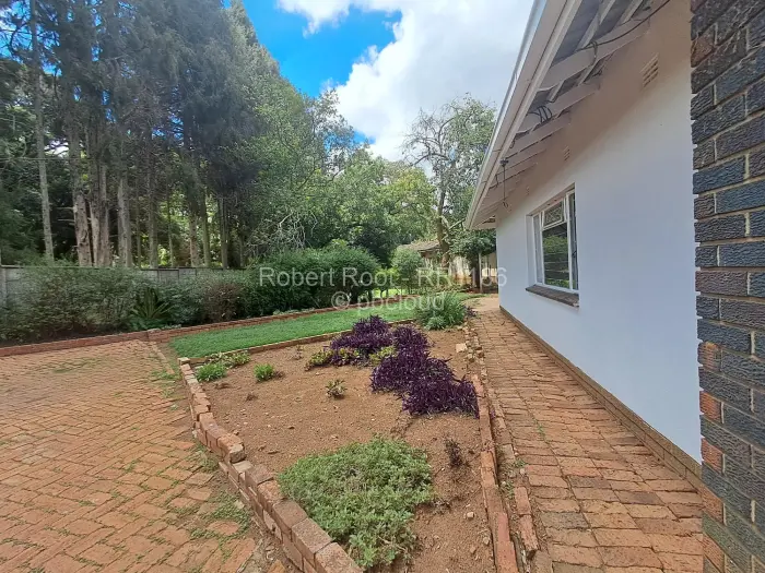 4 Bedroom House to Rent in Borrowdale, Harare