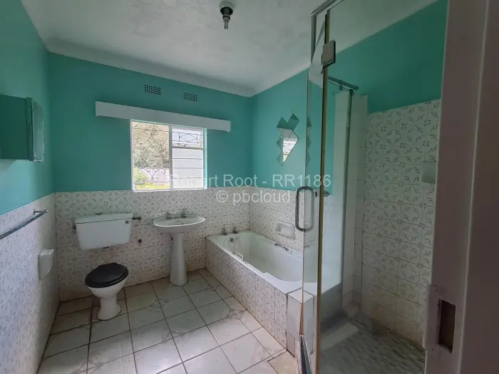 4 Bedroom House to Rent in Borrowdale, Harare