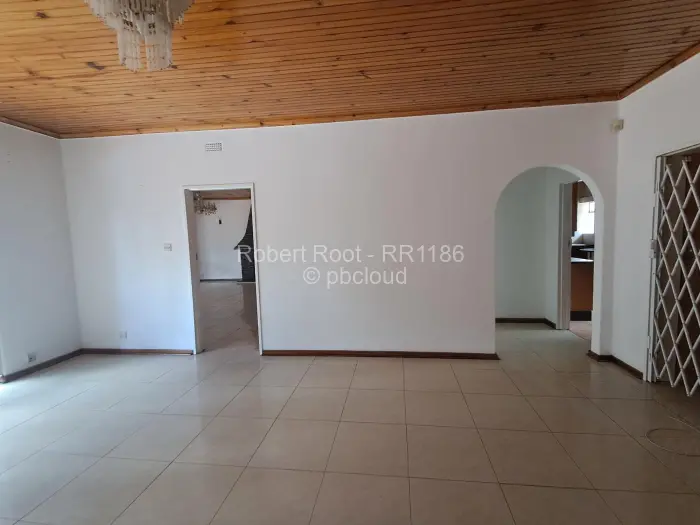 4 Bedroom House to Rent in Borrowdale, Harare