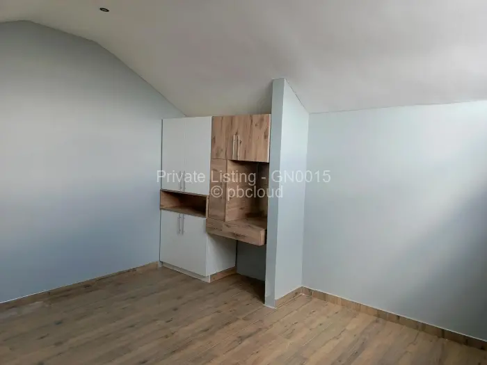 Townhouse/Cluster for Sale in Arlington, Harare