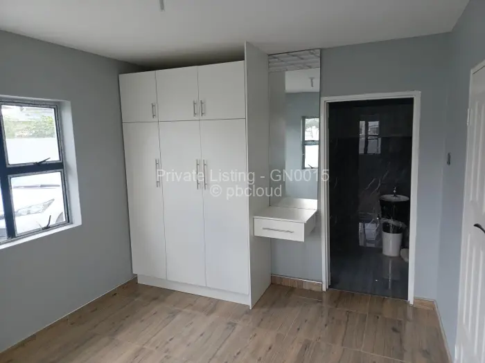 Townhouse/Cluster for Sale in Arlington, Harare