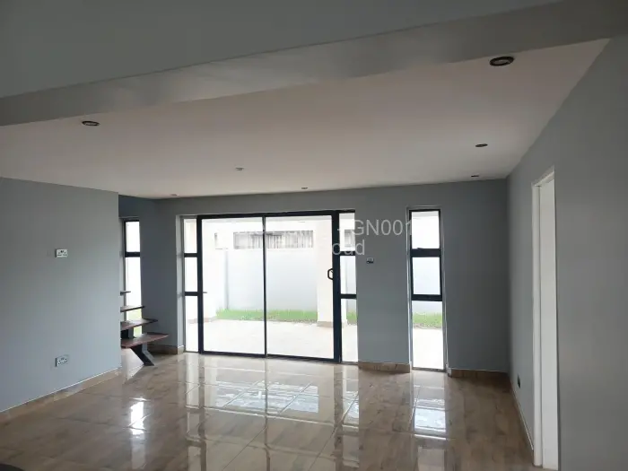 Townhouse/Cluster for Sale in Arlington, Harare