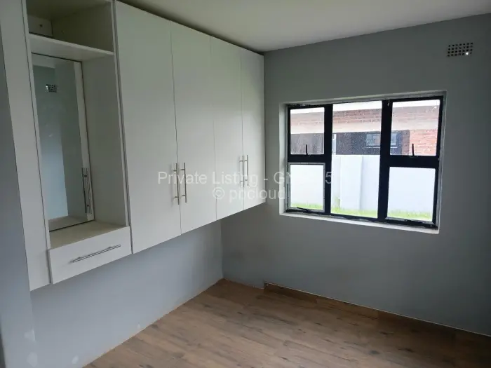 Townhouse/Cluster for Sale in Arlington, Harare