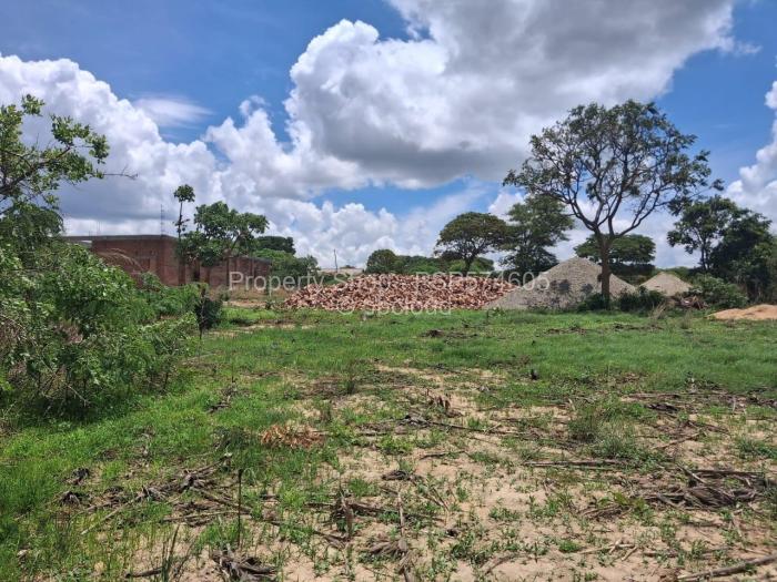 Commercial Stand for Sale in Karoi, Karoi