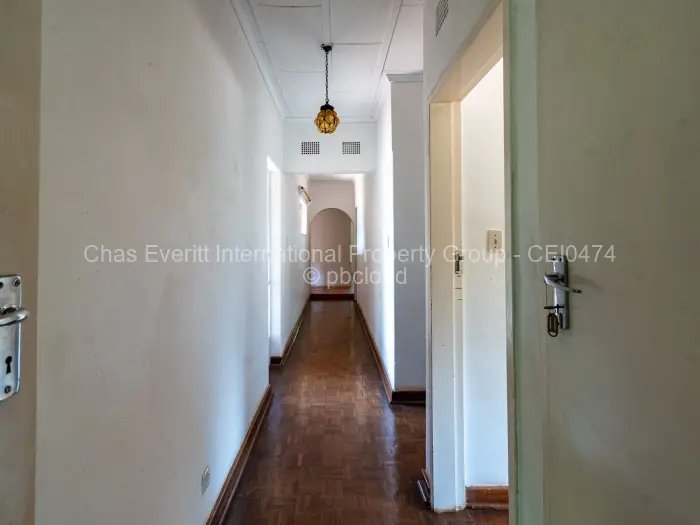5 Bedroom House to Rent in Mount Pleasant