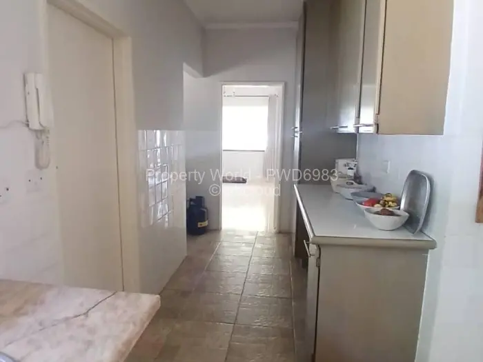 3 Bedroom House to Rent in Alexandra Park