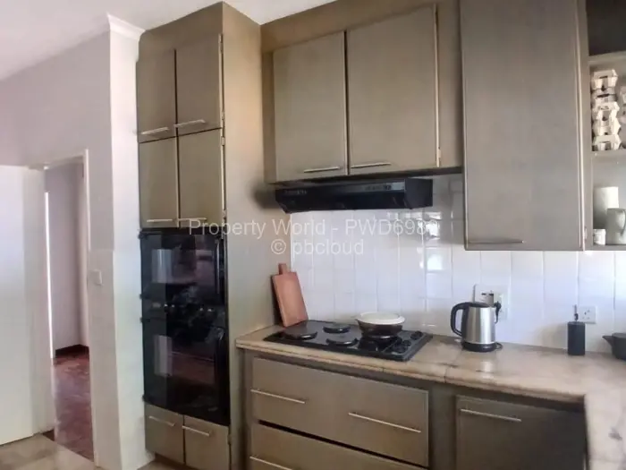 3 Bedroom House to Rent in Alexandra Park