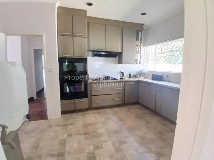 3 Bedroom House to Rent in Alexandra Park