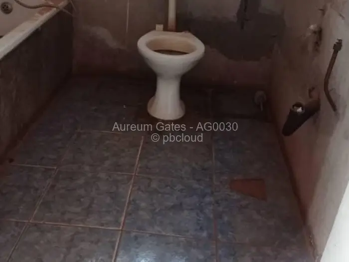 4 Bedroom House for Sale in Hatcliffe, Harare