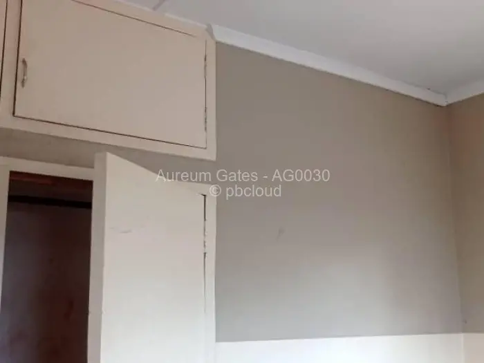 4 Bedroom House for Sale in Hatcliffe, Harare