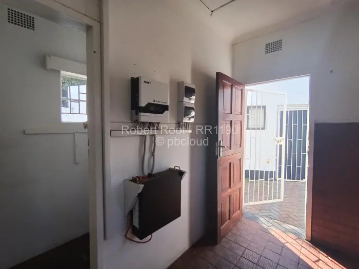 3 Bedroom House to Rent in Mabelreign, Harare
