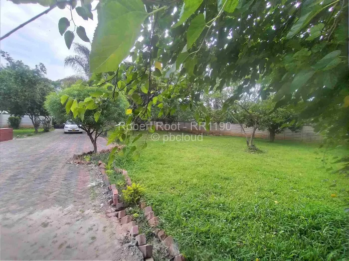 3 Bedroom House to Rent in Mabelreign, Harare