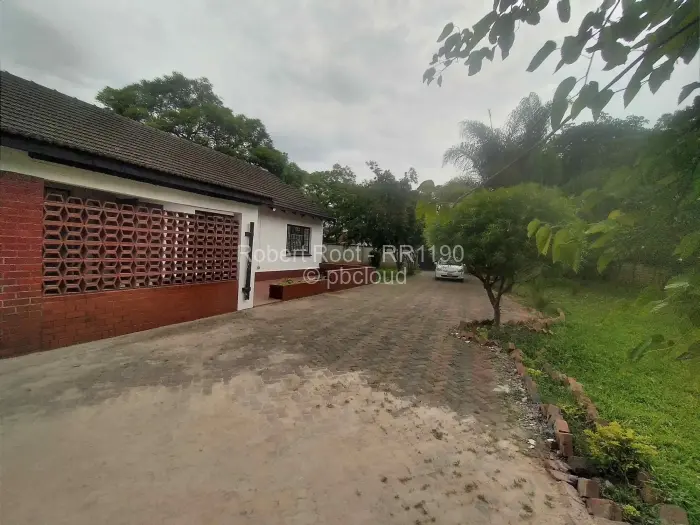 3 Bedroom House to Rent in Mabelreign, Harare