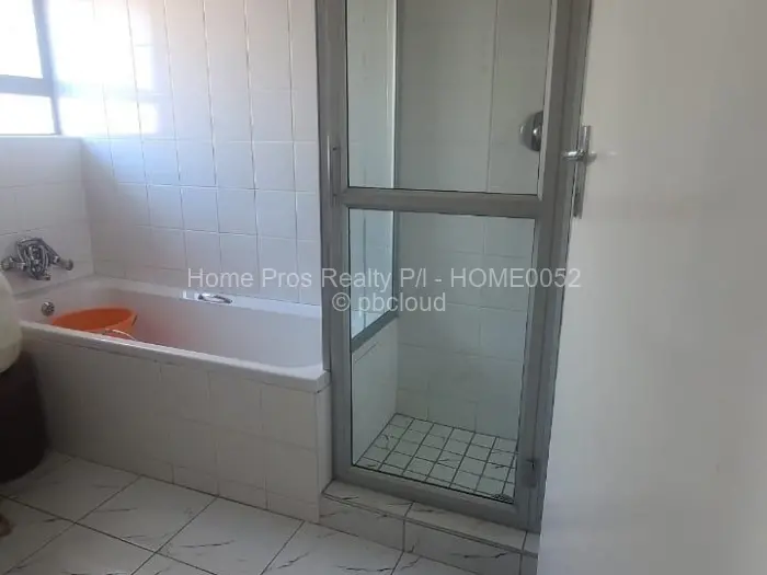 Flat/Apartment for Sale in Madokero Estates, Harare