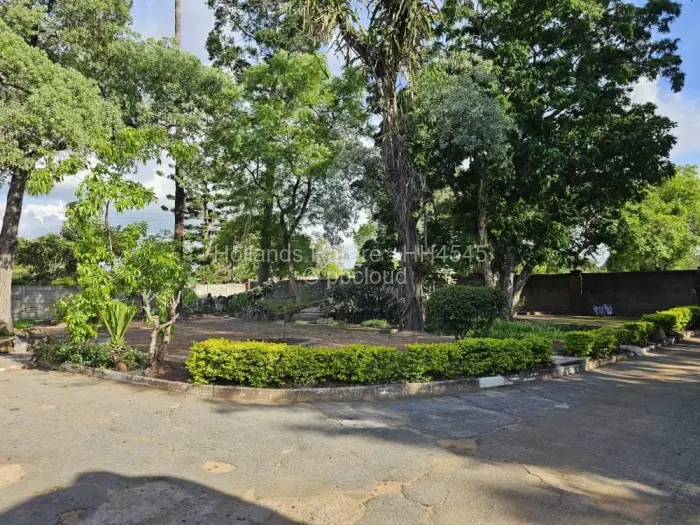 3 Bedroom House to Rent in Waterfalls