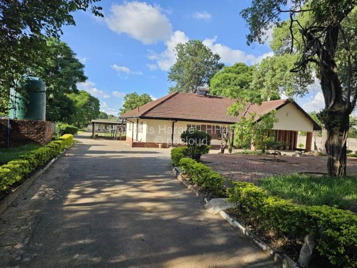 3 Bedroom House to Rent in Waterfalls, Harare