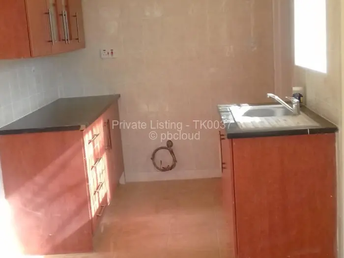 2 Bedroom Cottage/Garden Flat to Rent in The Grange, Harare