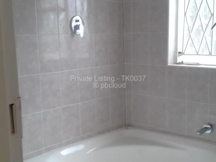 2 Bedroom Cottage/Garden Flat to Rent in The Grange, Harare