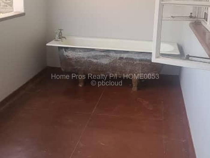 Flat/Apartment to Rent in Mabelreign, Harare