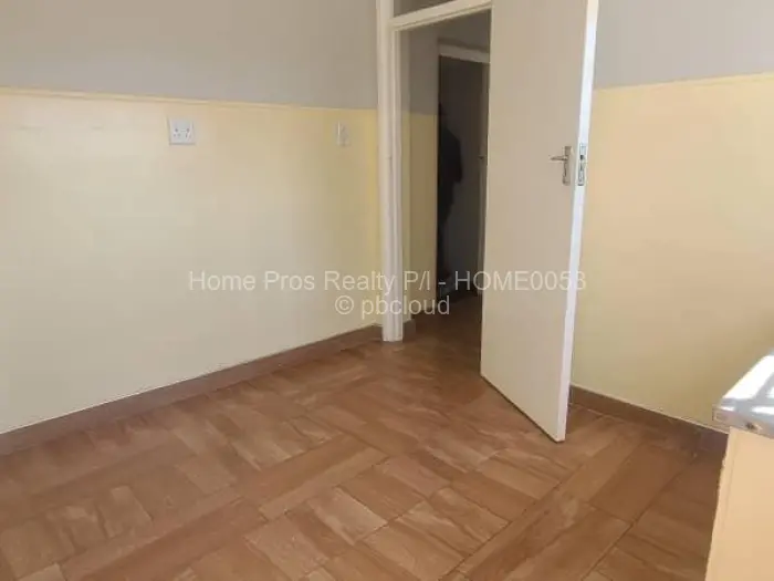 Flat/Apartment to Rent in Mabelreign, Harare