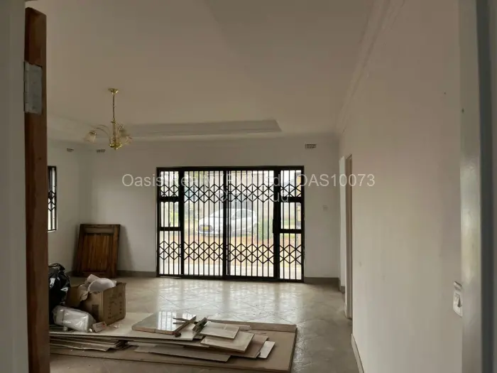 5 Bedroom House for Sale in Madokero Estates, Harare