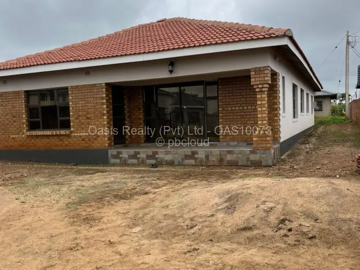 5 Bedroom House for Sale in Madokero Estates, Harare
