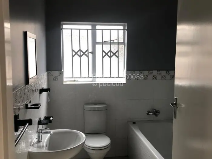 3 Bedroom House to Rent in Aspindale Park, Harare