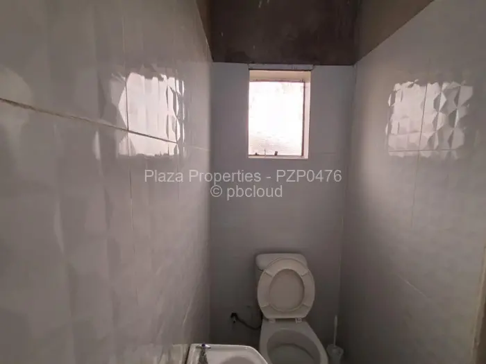 12 Bedroom House for Sale in Adelaide Pk Gweru, Gweru