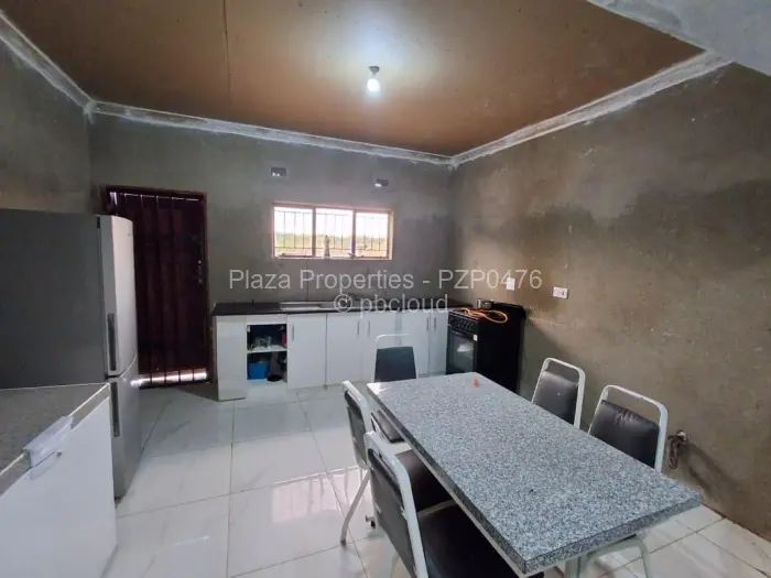 12 Bedroom House for Sale in Adelaide Pk Gweru, Gweru