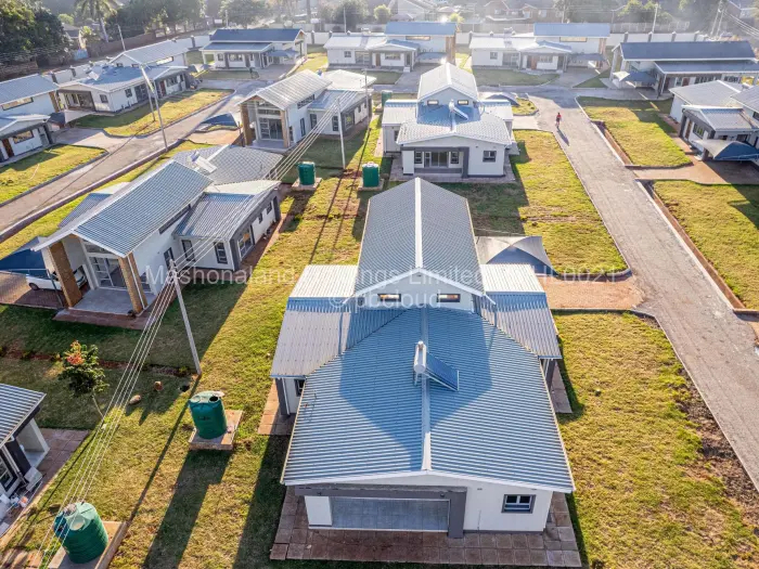 Townhouse/Cluster to Rent in Westgate, Harare