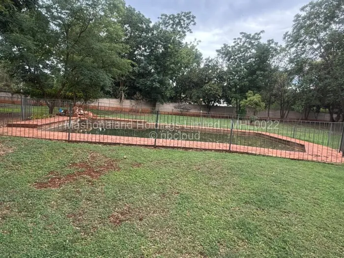 4 Bedroom House to Rent in Borrowdale, Harare