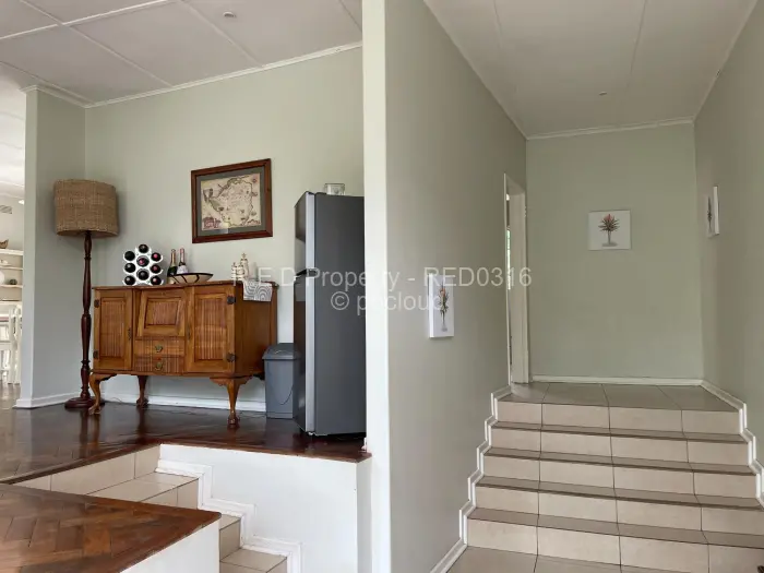 4 Bedroom House for Sale in Burnside, Bulawayo