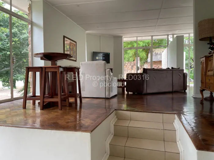 4 Bedroom House for Sale in Burnside, Bulawayo