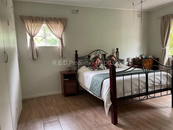 4 Bedroom House for Sale in Burnside, Bulawayo