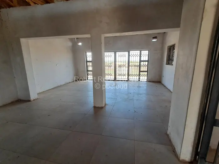 Retail/Shop to Rent in Hatcliffe, Harare