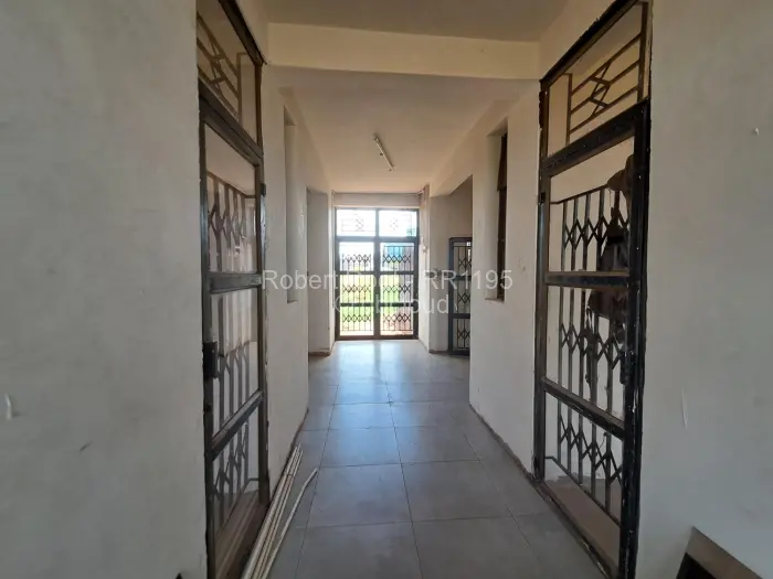 Retail/Shop to Rent in Hatcliffe, Harare