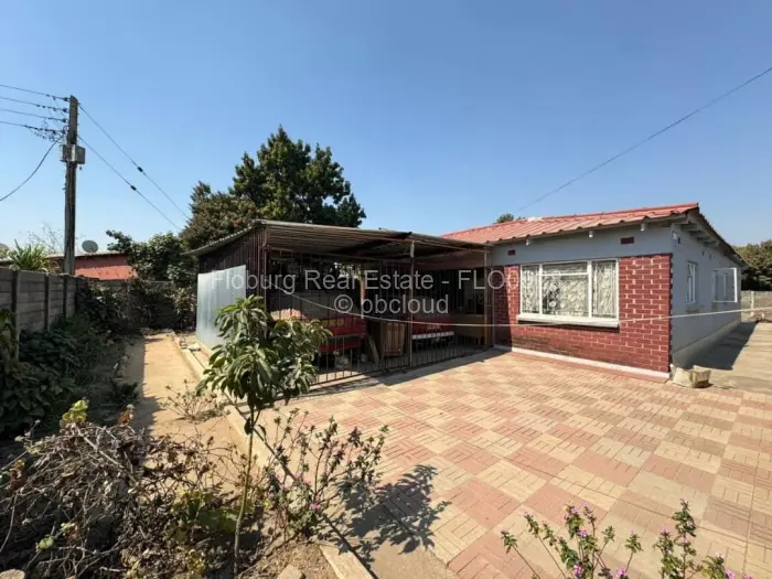 6 Bedroom House for Sale in Sunningdale, Harare