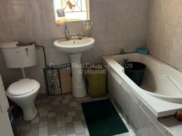 6 Bedroom House for Sale in Sunningdale, Harare