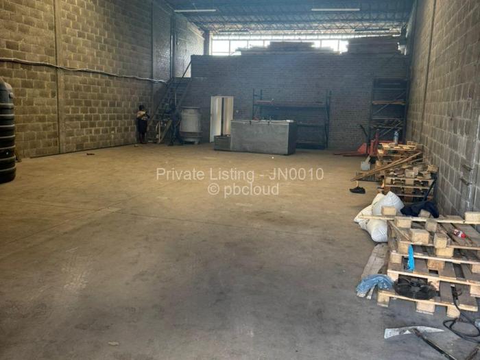 Warehouse/Industrial to Rent in Graniteside, Harare