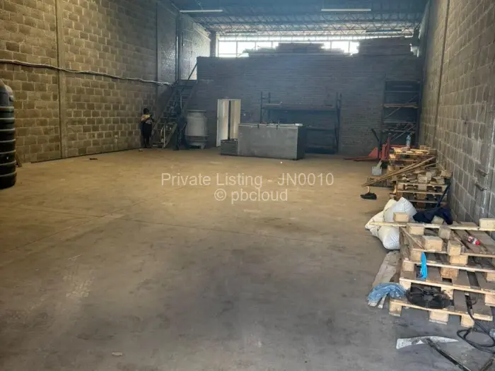 Warehouse/Industrial to Rent in Graniteside, Harare