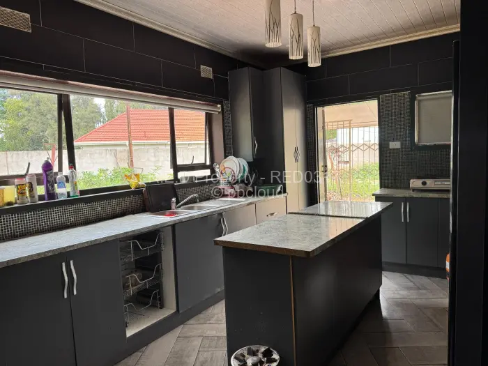 4 Bedroom House for Sale in Famona, Bulawayo