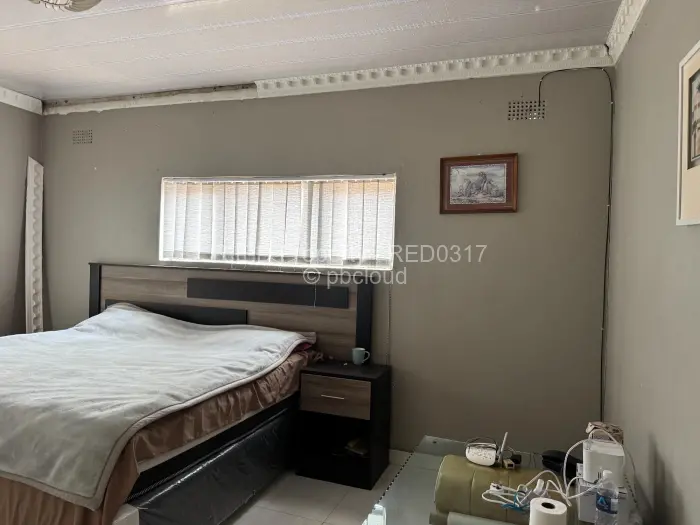 4 Bedroom House for Sale in Famona, Bulawayo