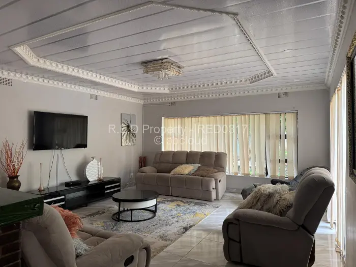 4 Bedroom House for Sale in Famona, Bulawayo