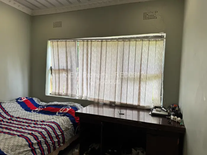 4 Bedroom House for Sale in Famona, Bulawayo